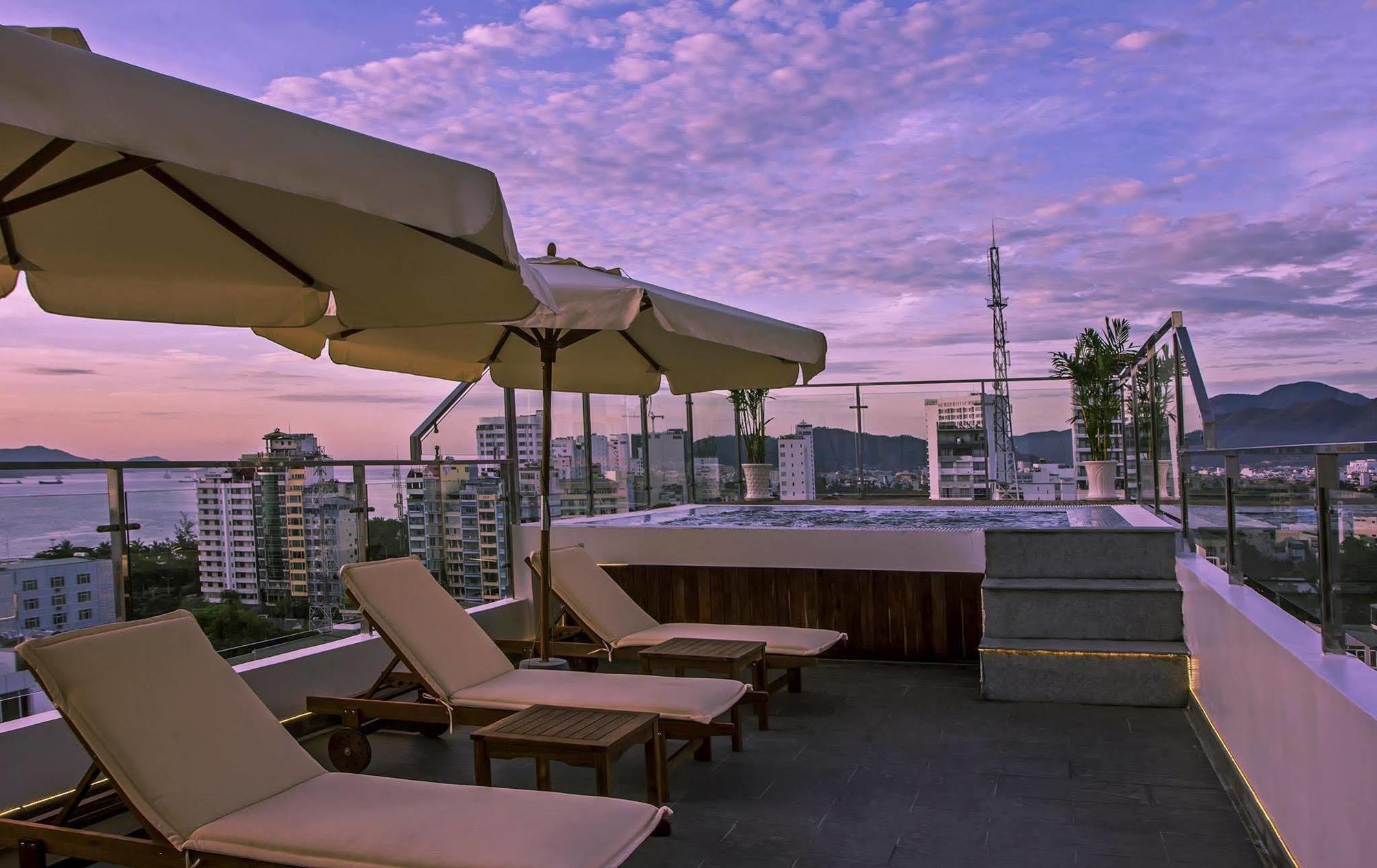 Aroma Nha Trang Boutique Hotel Exterior photo
