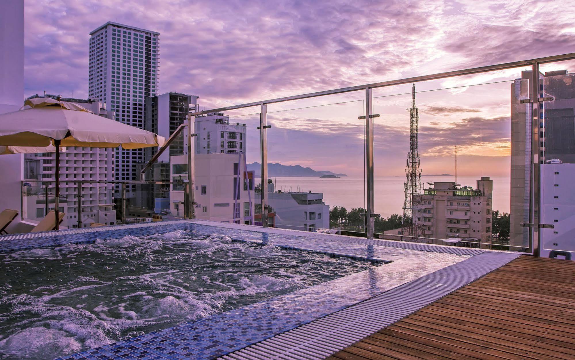 Aroma Nha Trang Boutique Hotel Exterior photo