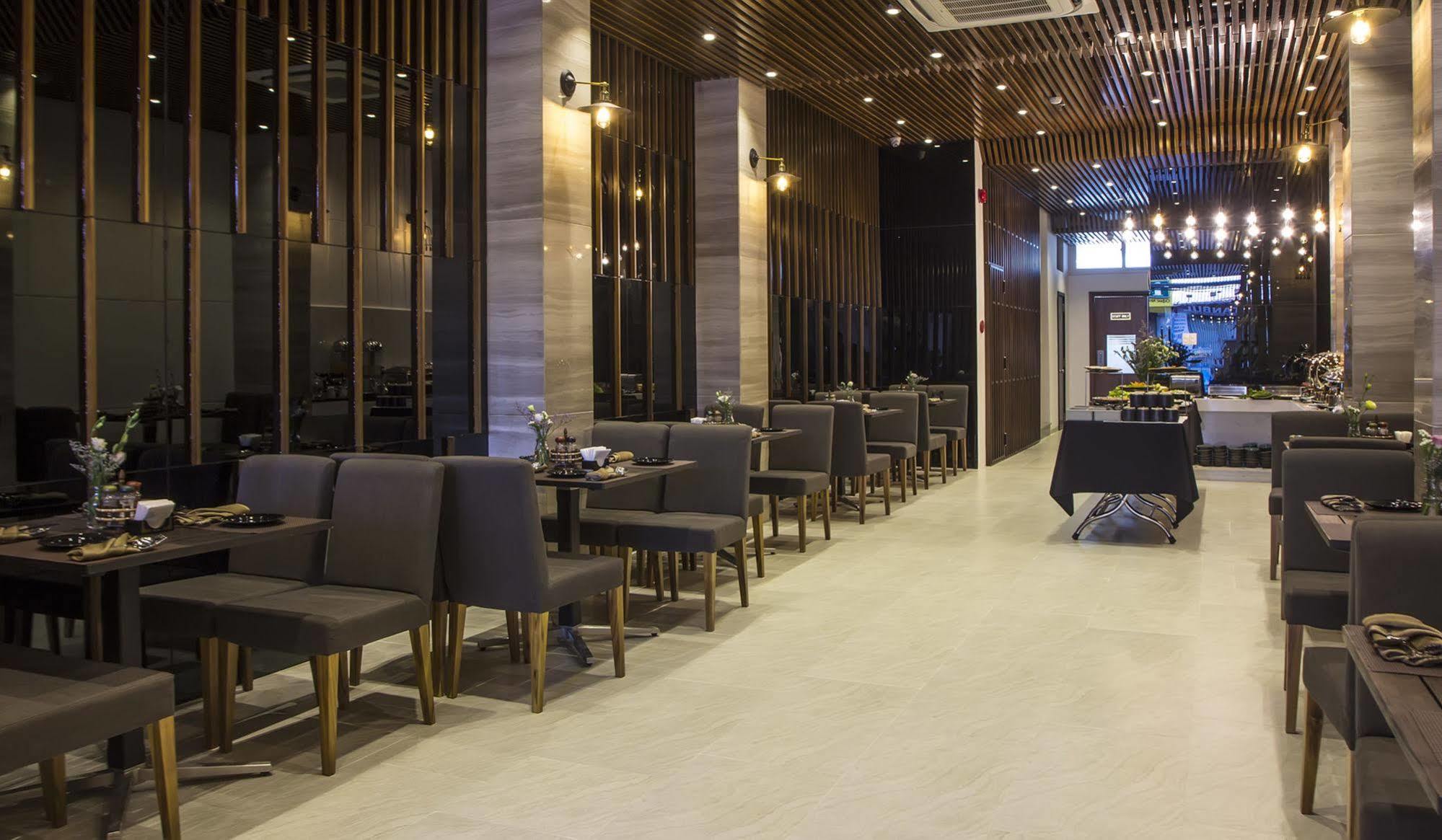 Aroma Nha Trang Boutique Hotel Exterior photo