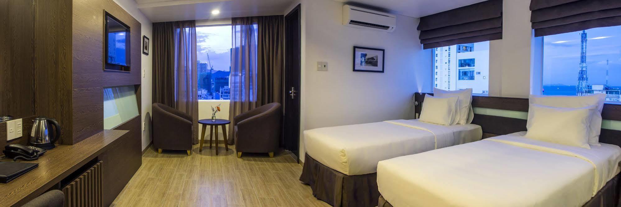 Aroma Nha Trang Boutique Hotel Exterior photo